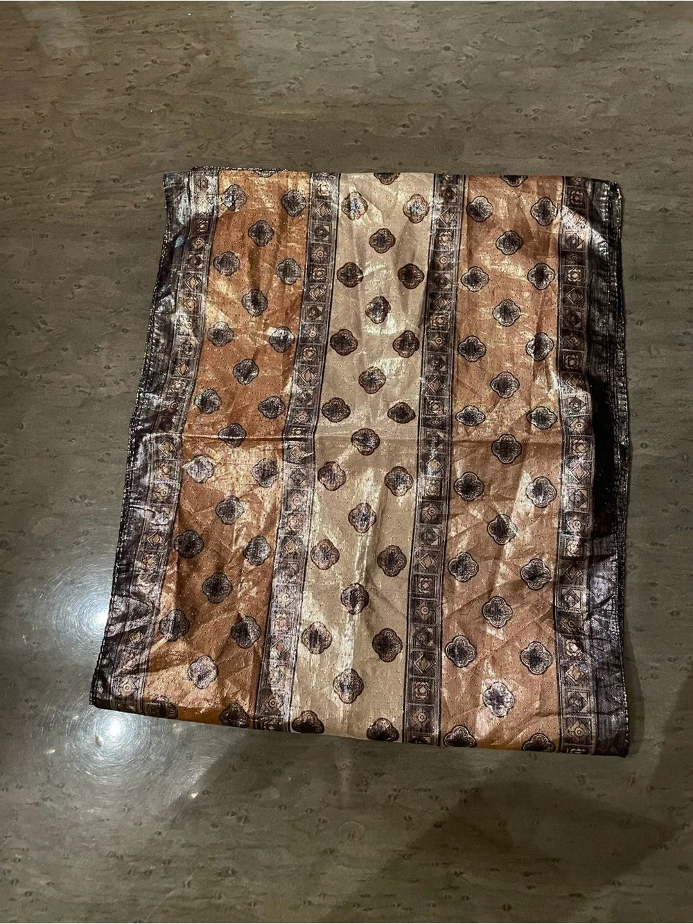 Authentic Oscar de la renta Metallic Brown & Gold Patterned Fashion Scarf